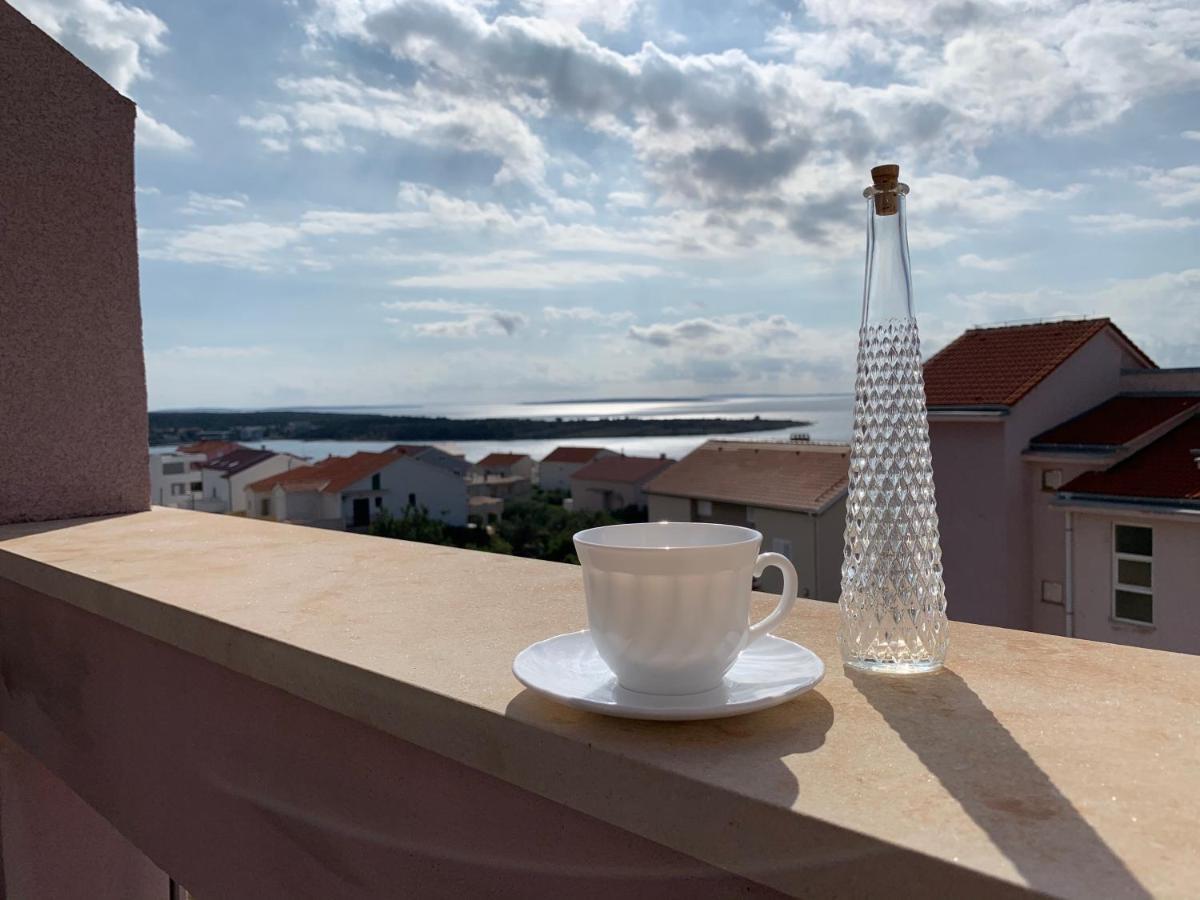 Apartments Mat Novalja Εξωτερικό φωτογραφία